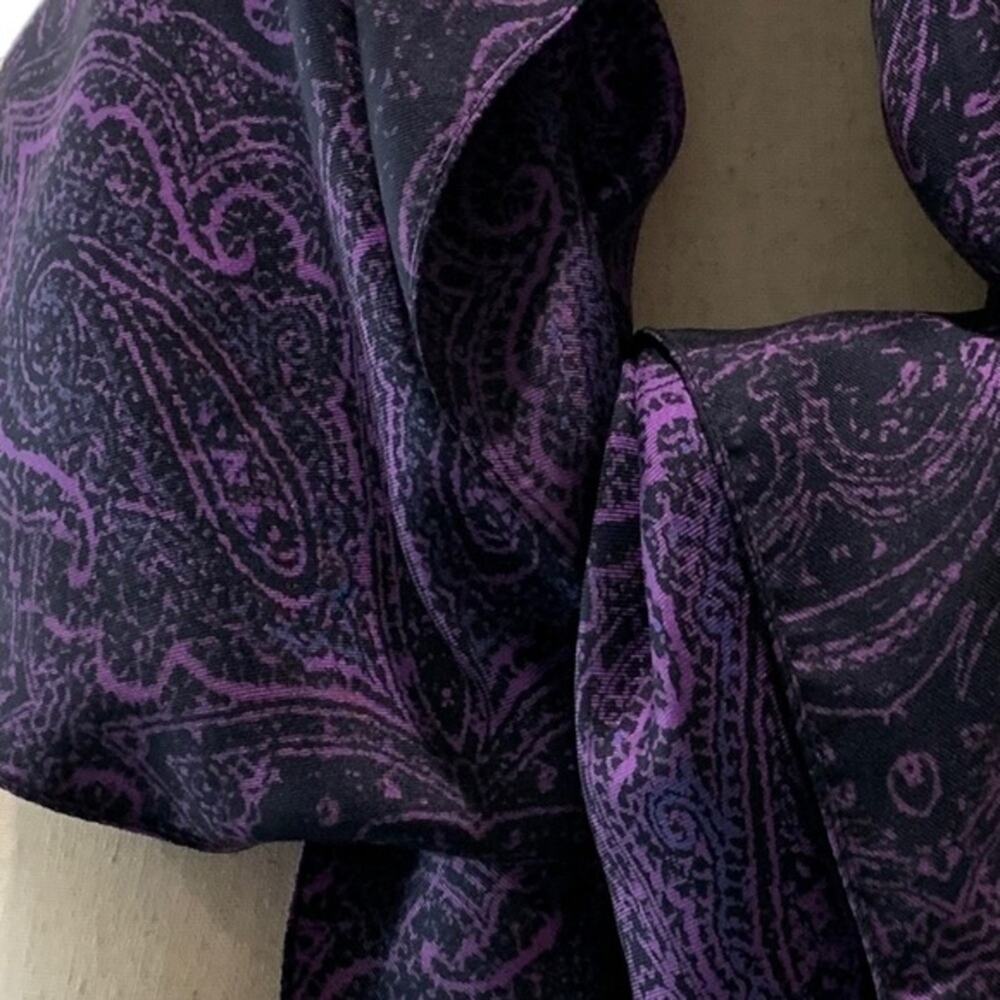 Lancetti Foulards 100% silk scarf. 34”x34”. Purples and blues - Picture 2 of 7